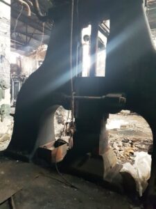 自由鍛造ハンマー Kalinin M1343 - 2 トン (写真 4)