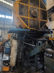 熱間鍛造プレス Ajax 2500 MT - 2500 トン (写真 1)