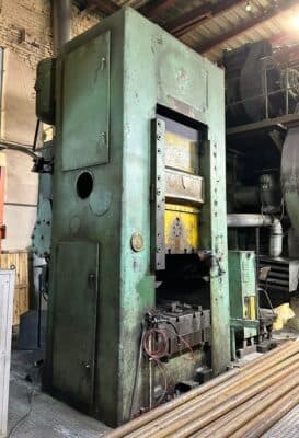 ナックルジョイントプレス Barnaul K8342 - 1600 トン (写真 4)