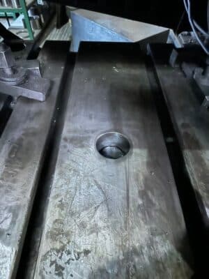 ナックルジョイントプレス Barnaul K8342 - 1600 トン (写真 1)