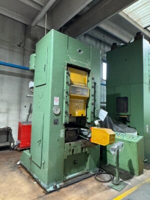 ナックルジョイントプレス Barnaul K8340 - 1000 トン (写真 3)