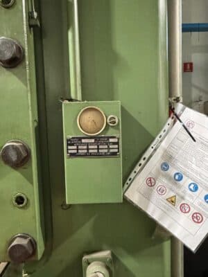 ナックルジョイントプレス Barnaul K8340 - 1000 トン (写真 12)