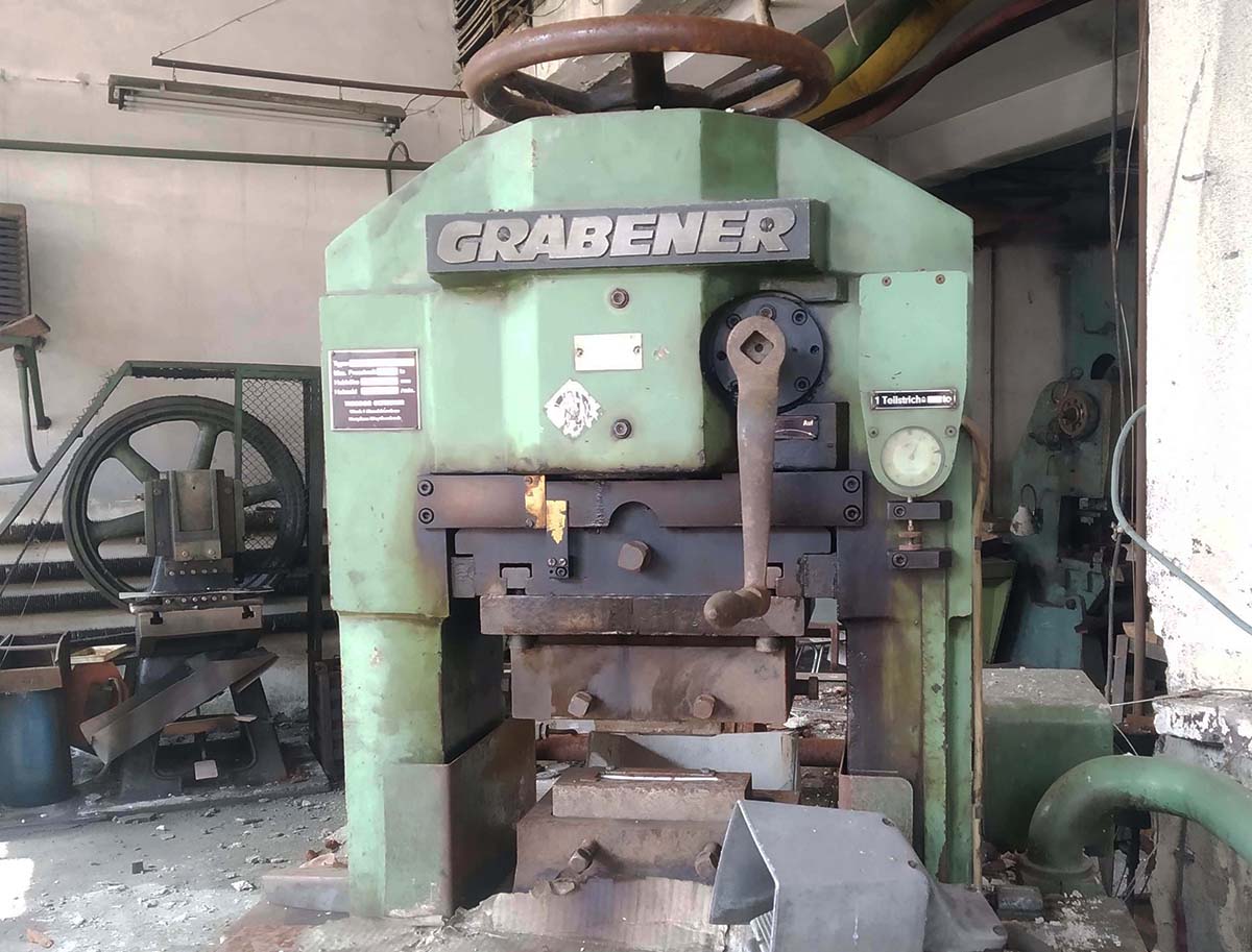 ナックルジョイントプレス Grabener GK 180 - 180 トン