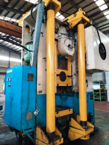 ナックルジョイントプレス Barnaul KB8340 - 1000 トン (写真 4)