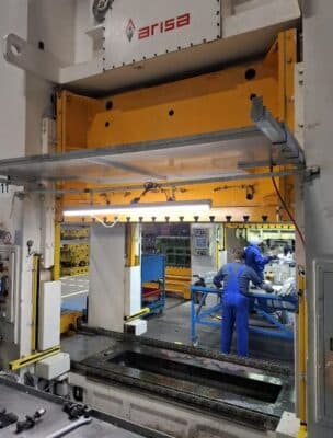 プレス機 Arisa S2.400.260.FD - 400 トン (写真 8)