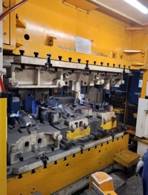 プレス機 Arisa S2-630.LD - 630 トン (写真 8)