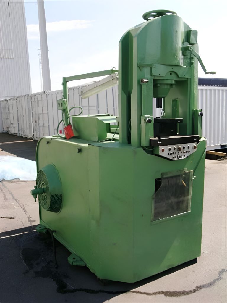 ナックルジョイントプレス Grabener GK 360 - 360 トン