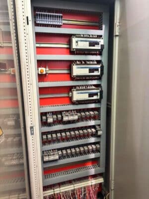 ナックルジョイントプレス Kieserling KKPR 2000/1000 - 2000 トン (写真 1)