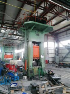 トリミングプレス TMP Voronezh KB2536 - 400 トン (写真 3)