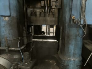 ねじプレス Lasco SPR 2500 - 2500 トン (写真 1)