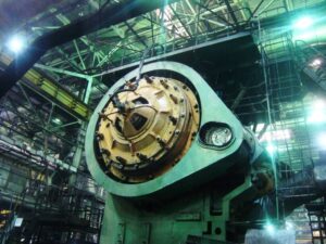 熱間鍛造プレス TMP Voronezh KB8046 - 4000 トン (写真 3)
