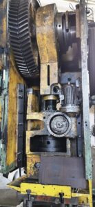 C型プレス KarpatPressMash KG2132 - 160 トン (写真 2)