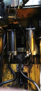 C型プレス KarpatPressMash KG2132 - 160 トン (写真 5)