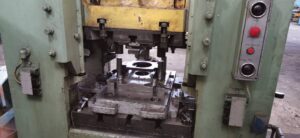 トリミングプレス TMP Voronezh KA2534 - 250 トン (写真 17)