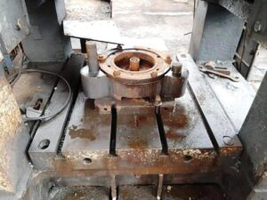 トリミングプレス TMP Voronezh K9538 - 630 トン (写真 1)