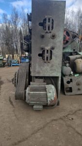 ナックルジョイントプレス Barnaul KB8340 - 1000 トン (写真 3)