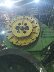トリミングプレス TMP Voronezh KA9033 - 200 トン (写真 5)