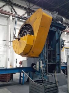 熱間鍛造プレス TMP Voronezh K04.038.842 - 1600 トン (写真 5)
