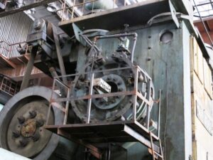 熱間鍛造プレス TMP Voronezh KB8546 - 4000 トン (写真 1)