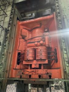 トリミングプレス TMP Voronezh K04.150.242 - 1600 トン (写真 7)