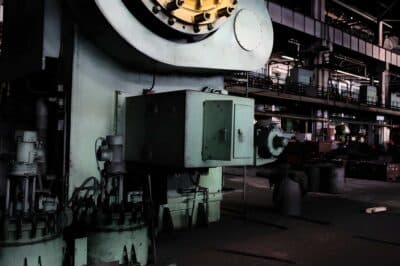 熱間鍛造プレス TMP Voronezh AKKD8044 - 2500 トン (写真 11)