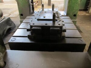 トリミングプレス TMP Voronezh K2540 - 1000 トン (写真 8)