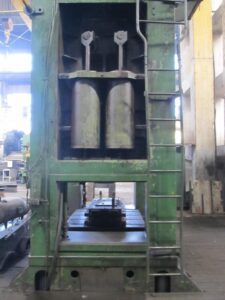 トリミングプレス TMP Voronezh K2540 - 1000 トン (写真 11)