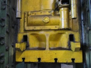 トリミングプレス TMP Voronezh K2540 - 1000 トン (写真 28)