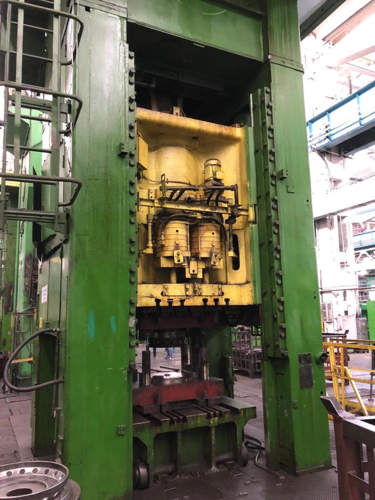 トリミングプレス TMP Voronezh K04.150.242 - 1600 トン