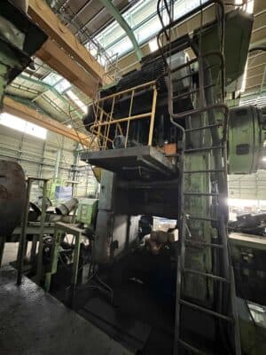 熱間鍛造プレス TMP Voronezh KG8042 - 1600 トン (写真 3)