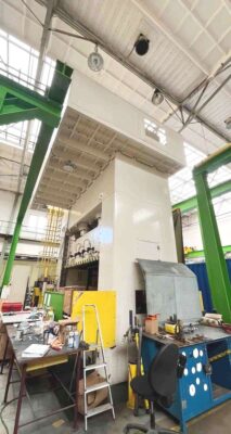 プレス機 Simpac PH-1000 - 1000 トン (写真 9)