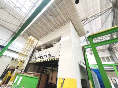 プレス機 Simpac PH-1000 - 1000 トン (写真 10)