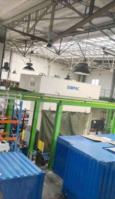 プレス機 Simpac PH-1000 - 1000 トン (写真 1)