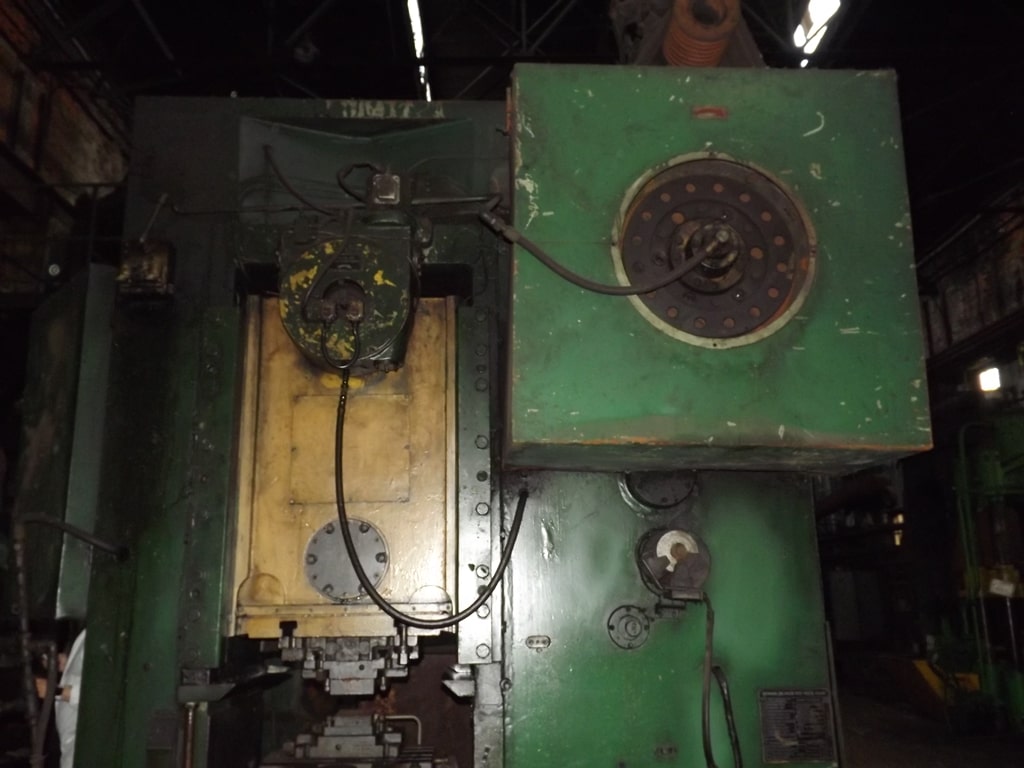 ナックルジョイントプレス Barnaul KB8340 - 1000 トン