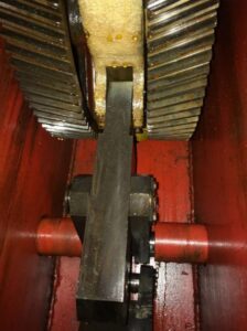 ナックルジョイントプレス Barnaul KD8334 - 250 トン (写真 2)