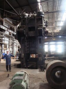 熱間鍛造プレス Erfurt PKXW 2500.1 - 2500 トン (写真 11)