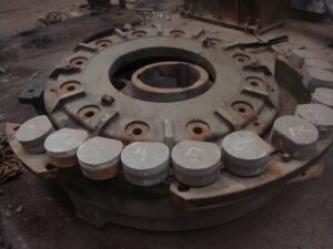 熱間鍛造プレス Erfurt PKXW 2500.1 - 2500 トン (写真 13)