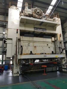 プレス機 Weingarten D6-2500T-3D TR - 2500 トン ID: S89105