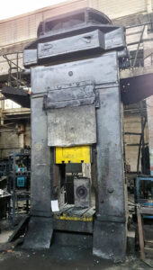 ねじプレス Chimkent F1736 - 400 トン (写真 5)