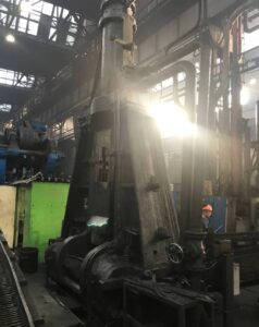 鍛造ハンマー Banning KP1 - 160 kJ (写真 1)