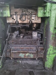 熱間鍛造プレス Lamberton 2000 MT - 2000 トン (写真 4)