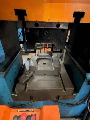 ナックルジョイントプレス Barnaul KB8336 - 400 トン (写真 5)