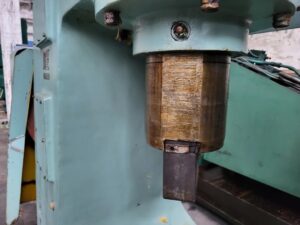 鍛造ハンマー Astrakhan MA4132 - 160 トン (写真 2)