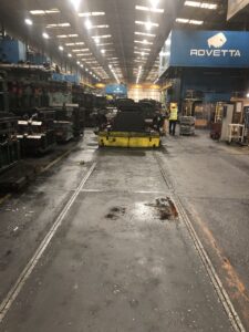 プレス機 Rovetta S4-16000-5000x2400/E/ET3 - 1600 トン (写真 1)