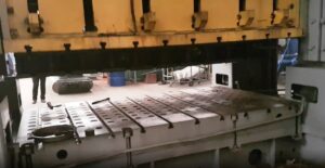 プレス機 TMP Voronezh K3540 - 1000 トン (写真 5)