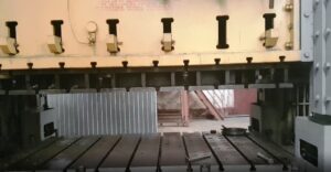 プレス機 TMP Voronezh K3540 - 1000 トン (写真 9)