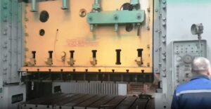 プレス機 TMP Voronezh K3540 - 1000 トン (写真 12)