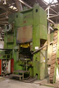 ナックルジョイントプレス Barnaul KB8338 - 630 トン (写真 2)