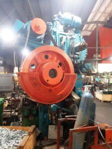 熱間鍛造プレス National Maxipres 500 E8 - 500 トン (写真 2)