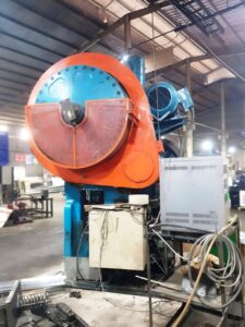 熱間鍛造プレス National Maxipres 500 E8 - 500 トン (写真 4)